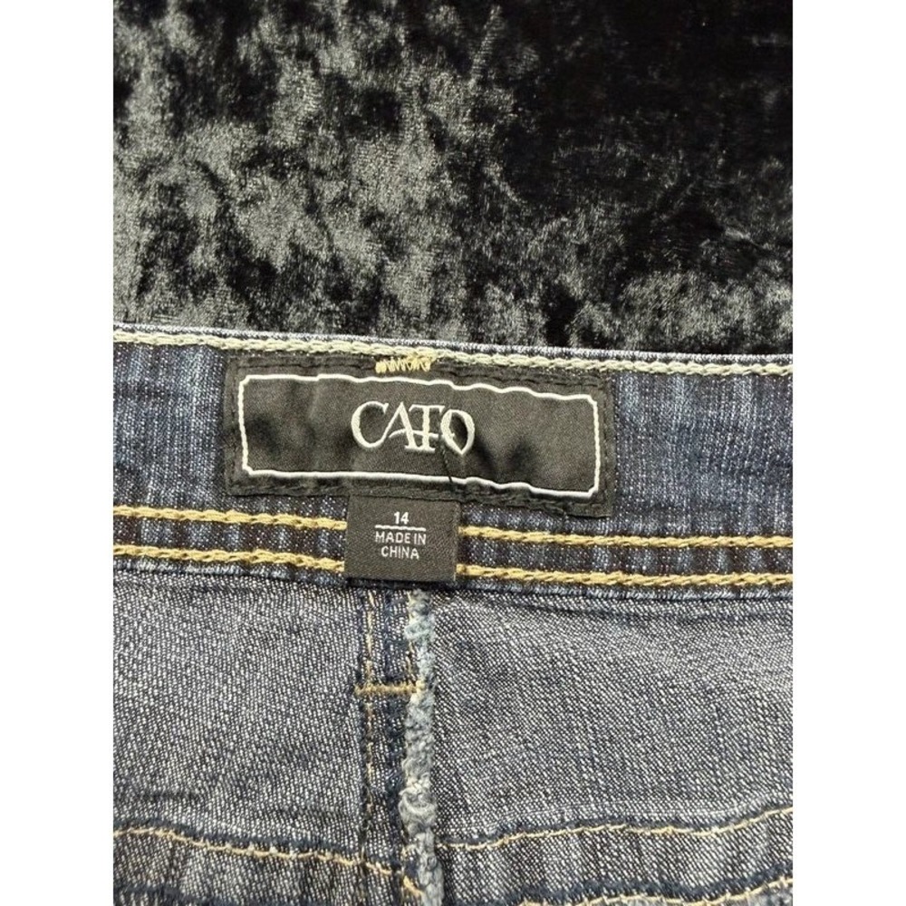 Cato Womens Size 14 Capri Jeans Dark Wash Stretch Denim Cuffed Flap Pockets
